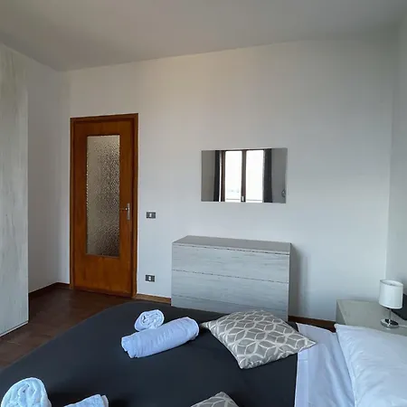 Tivano, Balcone Con Vista Διαμέρισμα Μπελάτζιο