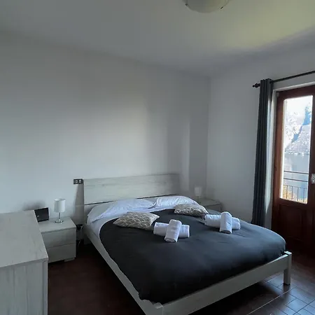 Tivano, Balcone Con Vista Apartament