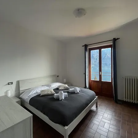 Tivano, Balcone Con Vista